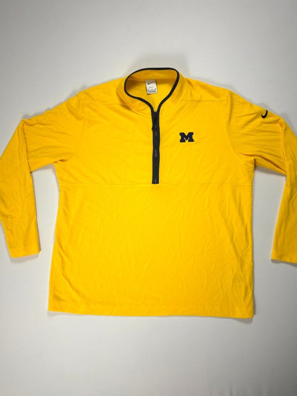 University Of Michigan Nike Mens Dri Fit 1/2 Zip Jacket Yellow Maize Sz XXL UM